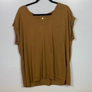 SCOOP neck loose top twisted band